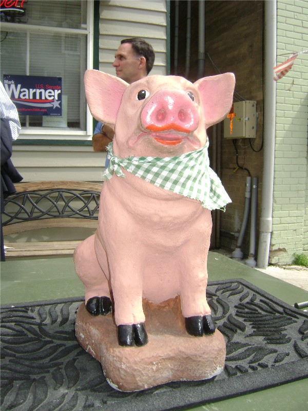 wilbur the pig stuffed animal